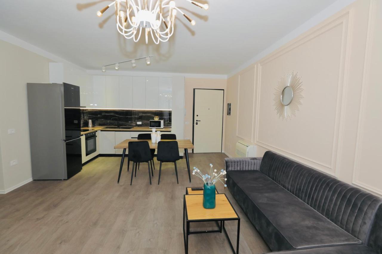 Miku - Captivating 3 Bedroom At Olympic Tirana