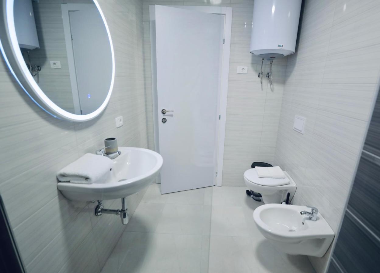 Miku - Captivating 3 Bedroom At Olympic * Tirana