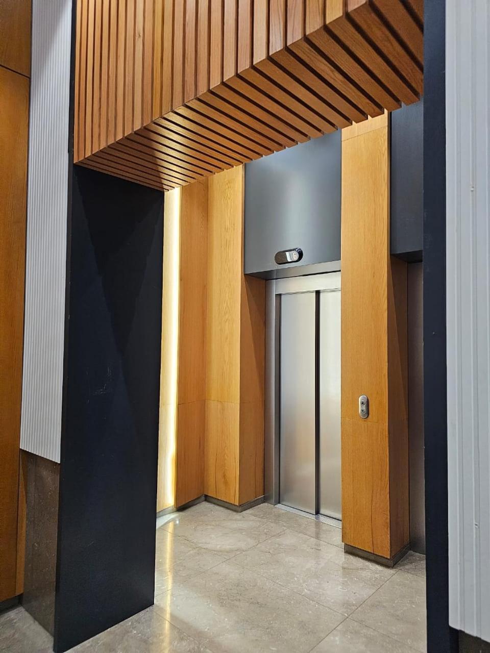 Apartment Miku - Captivating 3 Bedroom At Olympic *